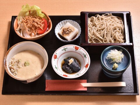 ランチとろろ丼(十割せいろ) ランチとろろ丼(十割せいろ)